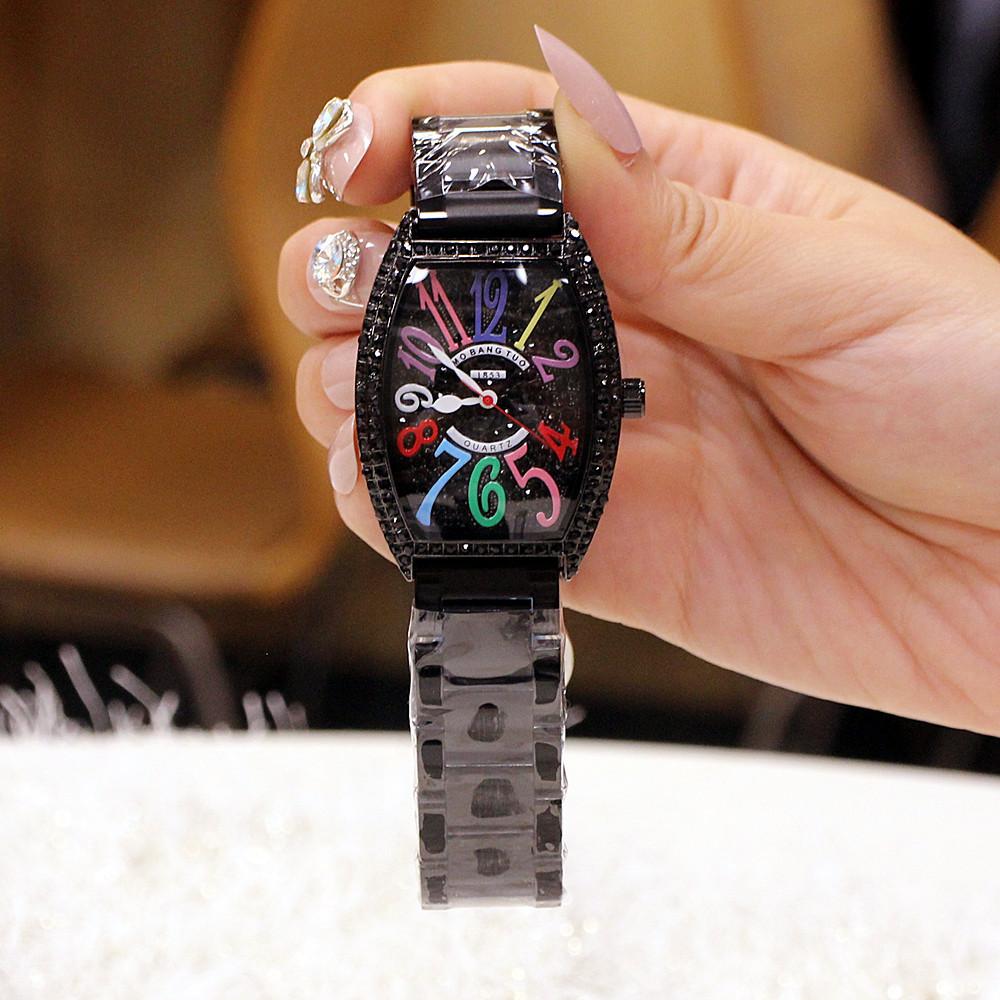 Luxury Watch Korea - 女性のための新しい韓国の時計,防水,完全なダイヤモンドバレルタイプ,ダイヤモンドのファッション,透かし彫りデジタルダイヤル