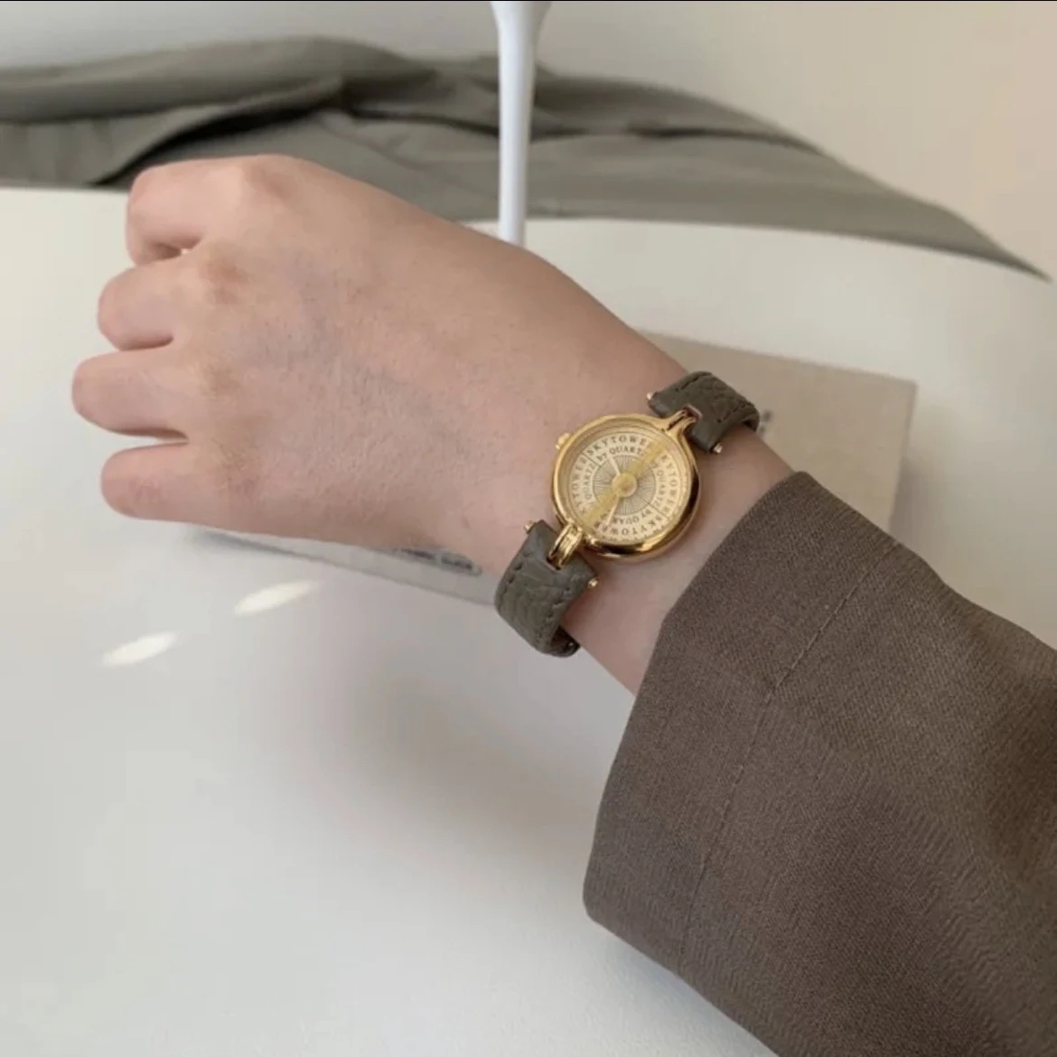 2024 バレンタインデーのギフト新しいレディース腕時計日本 - Luxury Watch Japanese のレビューと価格