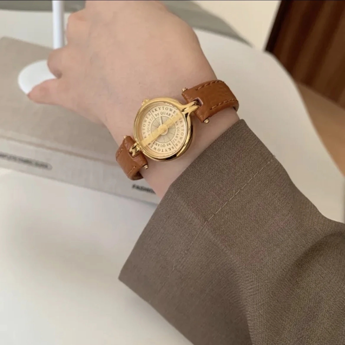 2024 バレンタインデーのギフト新しいレディース腕時計日本 - Luxury Watch Japanese のレビューと価格