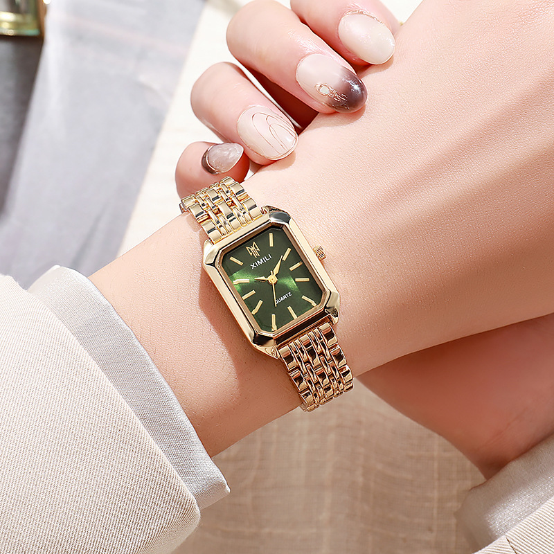 女性と女の子のための長方形のスチールバンドクォーツ時計、女性 - Luxury Watch Deals のレビューと価格