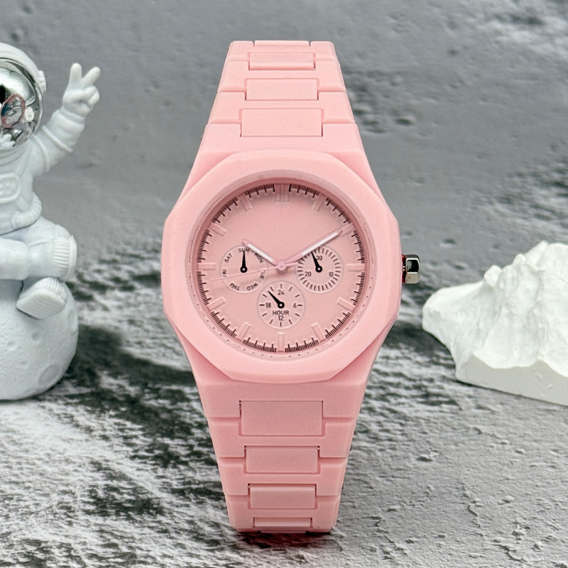 有名なブランド偽三目ダイヤル男性女性腕時計ファッションクォー - Luxury Watch Exchange のレビューと価格