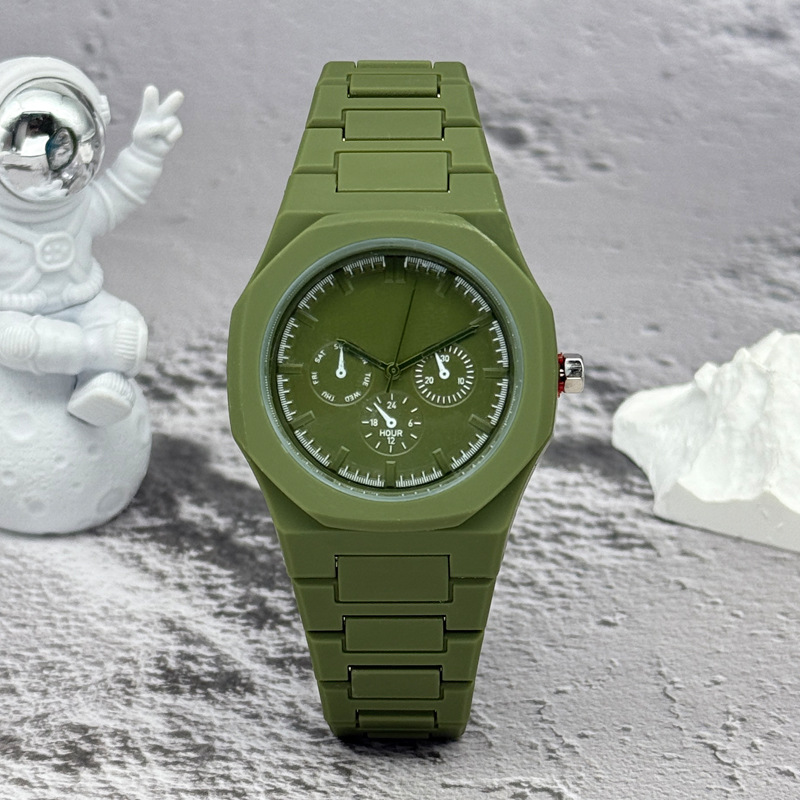有名なブランド偽三目ダイヤル男性女性腕時計ファッションクォー - Luxury Watch Exchange のレビューと価格