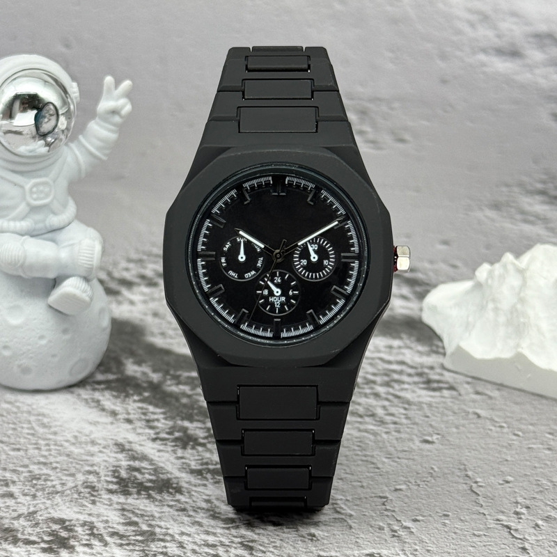 有名なブランド偽三目ダイヤル男性女性腕時計ファッションクォー - Luxury Watch Exchange のレビューと価格